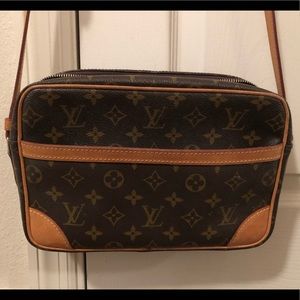 Louis Vuitton purse